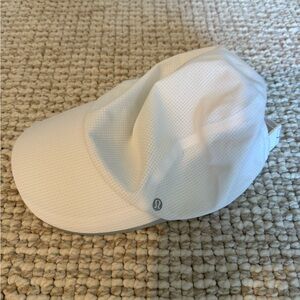 Lululemon Fast and Free Run Hat *WovenAir WHT S/M